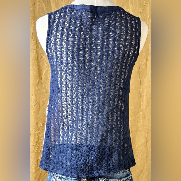 Miss Me Sleeveless Floral Embroidered Tie Up Front Blouse - Picture 4 of 5